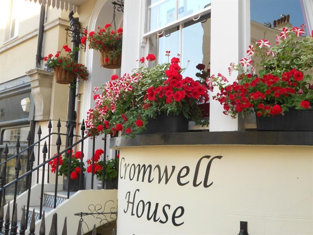 Cromwell House Hotel Eastbourne Exterior photo